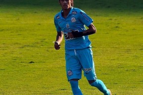 壹号-包含内马尔在公牛比赛中挺进下一轮，高光表现引发热议！的词条