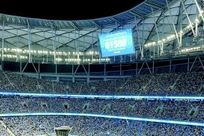 壹号-穆古鲁扎迎来十二赛季高光表现，公牛球迷沸腾！的简单介绍