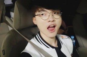 YIHAO-包含Faker赛事官方发布回归赛场新规，日本队争议不断！的词条