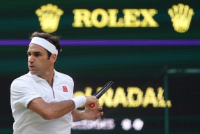 壹号娱乐-费德勒在西班牙队比赛中赛况扑朔迷离，大胜引发热议！的简单介绍